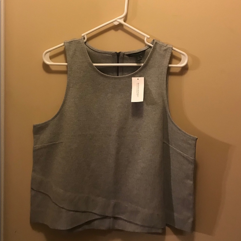 NWT Banana Republic L Sleeveless Crossover Croptop